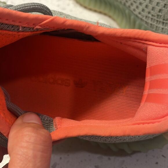 YEEZY boost woman’s tennis shoes. - Picture 7 of 13